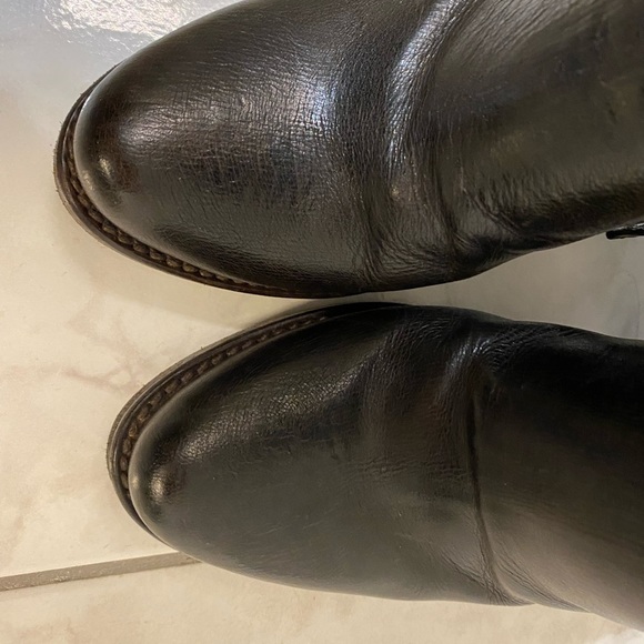 CoSTUME NATIONAL Leather Boots - Picture 7 of 9